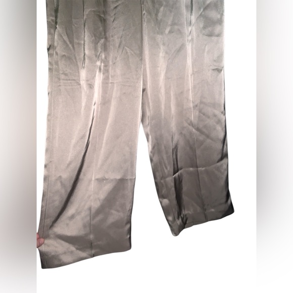 Aritzia Tan Cropped Pants - Picture 4 of 9